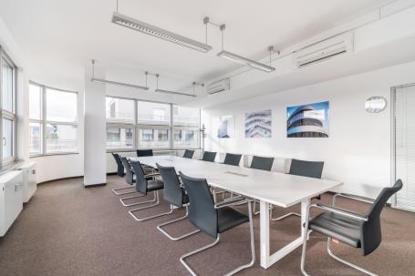 Privatne kancelarije za 4 osobe na lokaciji Regus GTC FORTYONE
