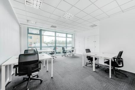 Kancelarija za 15 osobe na lokaciji Regus USCE Tower