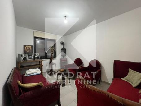 Izdavanje, Dvosoban stan, Podgorica, Donja Gorica, 45m2