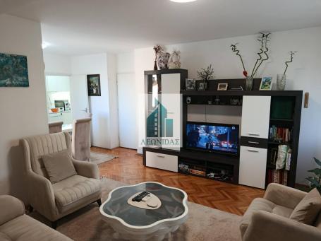 2.5 stan, 75m2, Bulevar Nemanjića