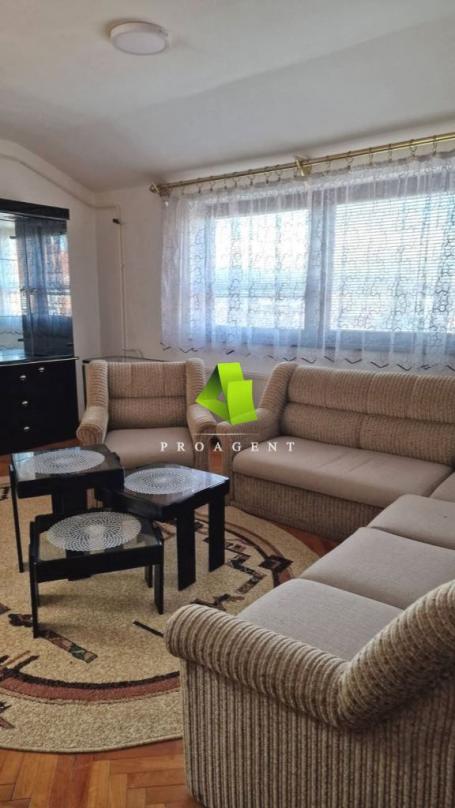 Trosoban stan na Bulevaru Nemanjića ID#8395