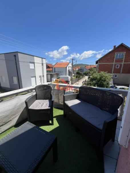 Odlična porodična kuća 325m2-Donji Komren-257 500 EUR