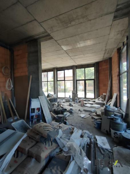 LOKAL OD 110 M2 U SIROVOM STANJU U PRIZEMLJU NOVE ZGRADE NA PODBARI
