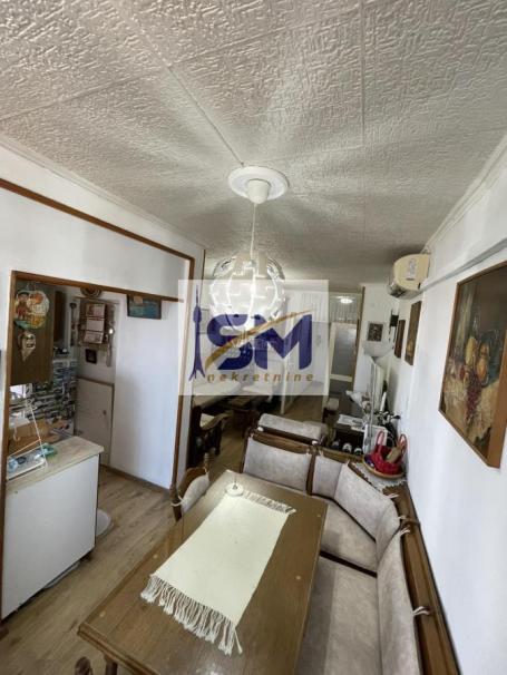 Zemun, centar, odličan stan 62m2