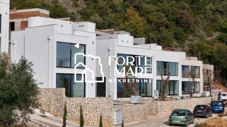 Nekretnine Crna Gora, Herceg Novi, Đenovići