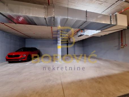 Crveni krst, 13.06m2, - 3 nivo, beton