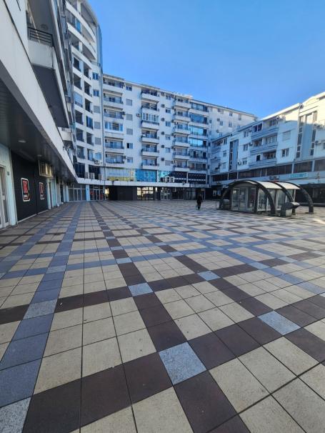 Poslovni prostor 35 m² na Izdavanje – Preko Morače, Podgorica