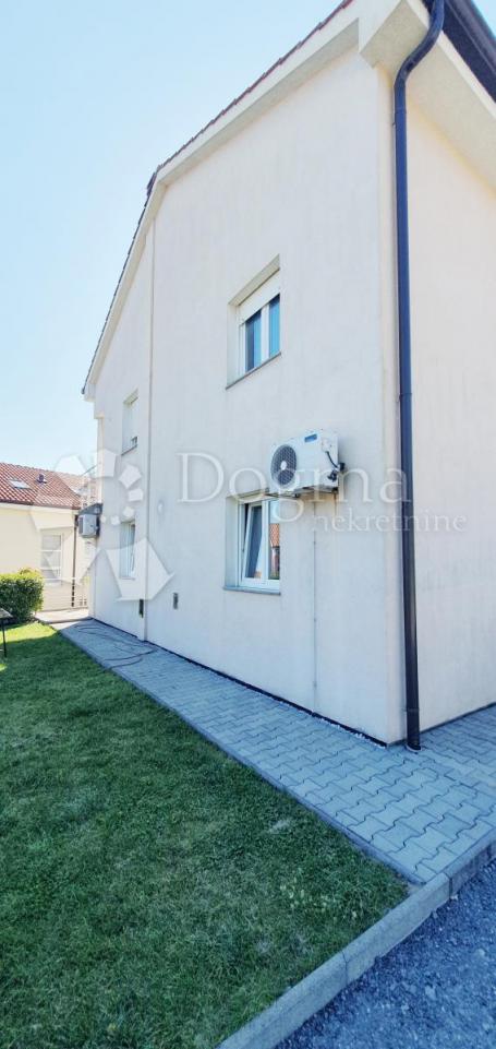 DRENOVA, ETAŽA KUĆE SA DVA ODVOJENA STANA I OKUĆNICOM