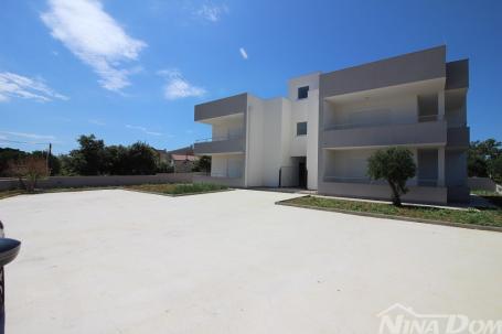 Novogradnja s pogledom na more – 81,23 m² na 1 katu