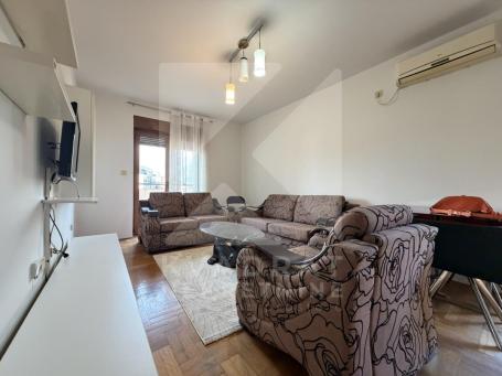 Izdavanje, Jednosoban stan, Podgorica, Stari Aerodrom, 43m2