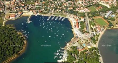 Building land Building land 2,896 m² – Medulin (Šaraje), less than 1 km from the sea
