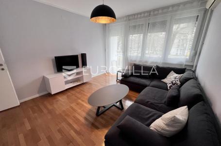 Novi Zagreb, Utrine, elegantan, novoadaptiran dvosoban stan od 57 m² na 1. katu
