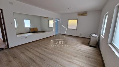 Altina, lokal 70m2 ID#15648
