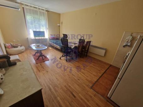 Predstavljamo Vam odličnu garsonjeru na top lokaciji u Petrovaradinu. 