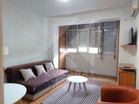 Izdavanje, Garsonjera, Podgorica, Centar, 30m2