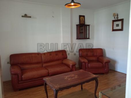 Izdaje se dvosoban stan  kod  Margera, 62m2!