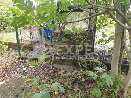 Kuća 104m2 na 294m2 placa, Donje Vlase
