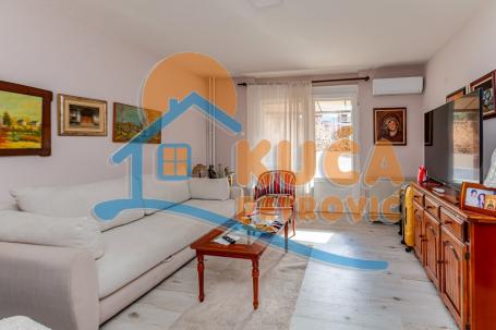 Četvorosoban stan 82m2, Palilula