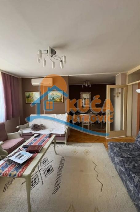 Stan 84m2, Vizantijski bulevar