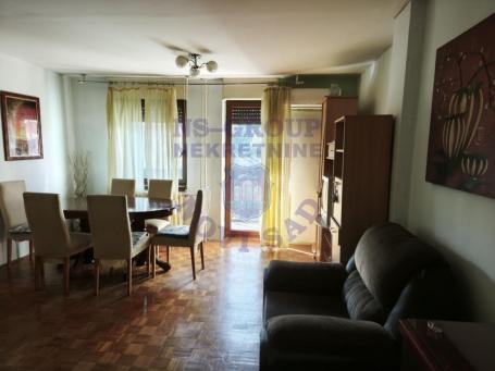 KOmforan dvosoban stan - Novo Naselje/Šonsi!