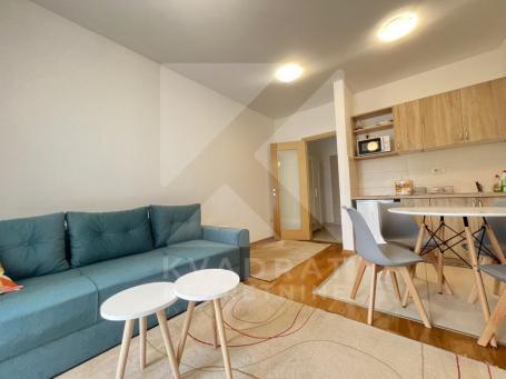 Izdavanje, Garsonjera, Podgorica, Blok 6, 26m2