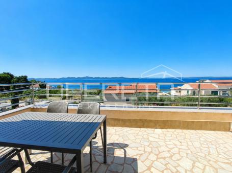 PRODAJA, ZADAR, KOŽINO, KUĆA sa 7 apartmana, pogled na more