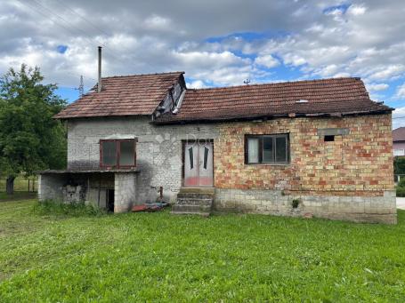 Kuća za renovaciju ili rušenje – idealna prilika za novi dom u mirnom okruženju