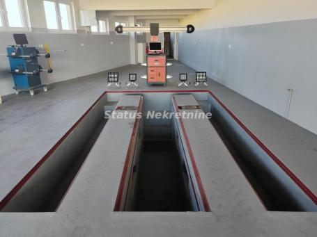 Rumenka-Poslovni Prostor 230m2+98m2 stambenog dela-pogodan za Servis ili Radionicu-065/385 8880
