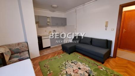 Novi Sad, Nova Detelinara, Trg Majke Jevrosime, 0.5, 25m2, 250EUR