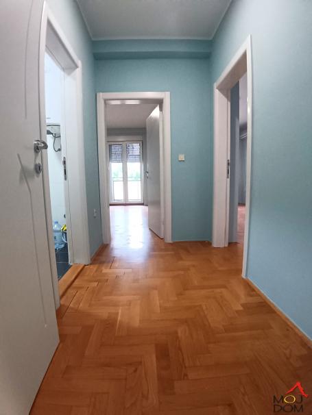 NOVI SAD - CENTAR - TROSOBAN STAN - 78 m2 - 257,500€